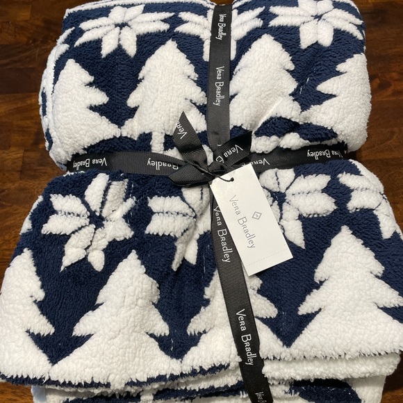 Vera Bradley Cozy Life Jacquard Throw Blanket NWT